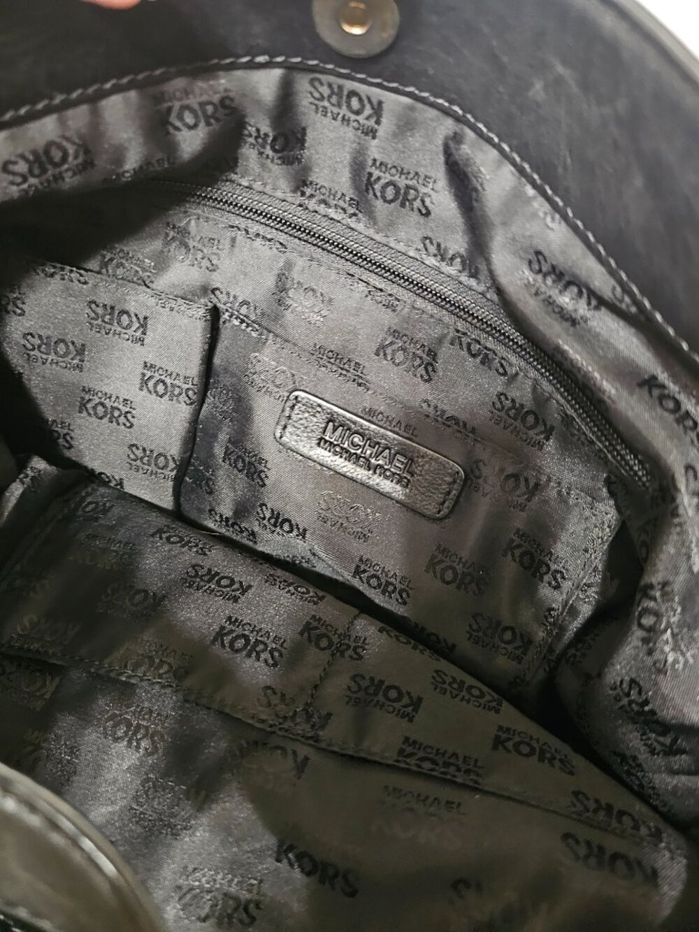 Michael Kors Signature Jacquard Hobo Shoulder Bag – Black & Brown Monogram - Picture 8 of 13